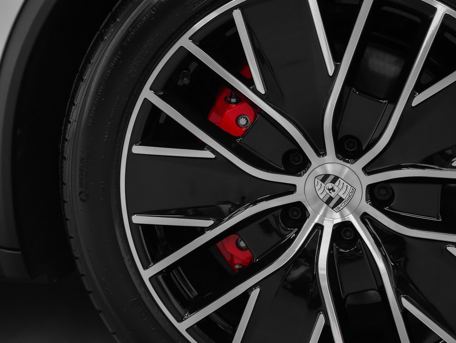 New 2025 Porsche Macan 4S Electric image 17