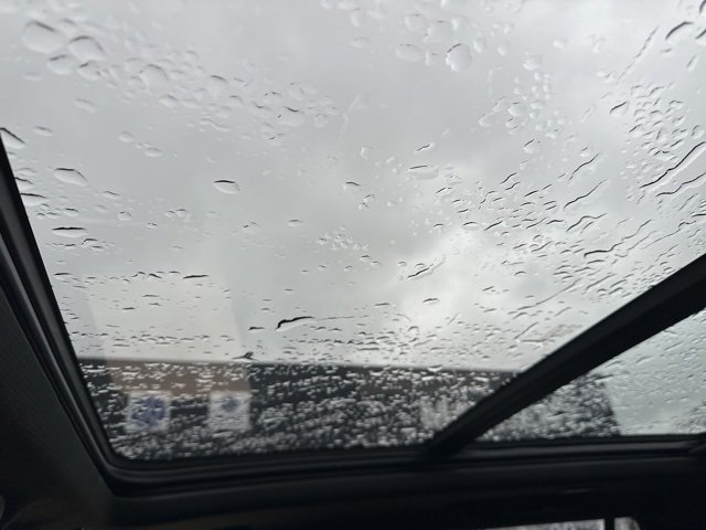 Used 2024 GMC Yukon Denali w/ LPO, Floor Liner Package image 27