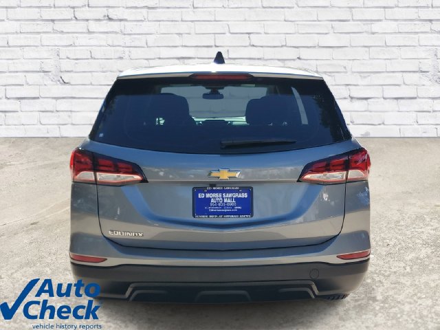 Used 2023 Chevrolet Equinox LS FWD image 3