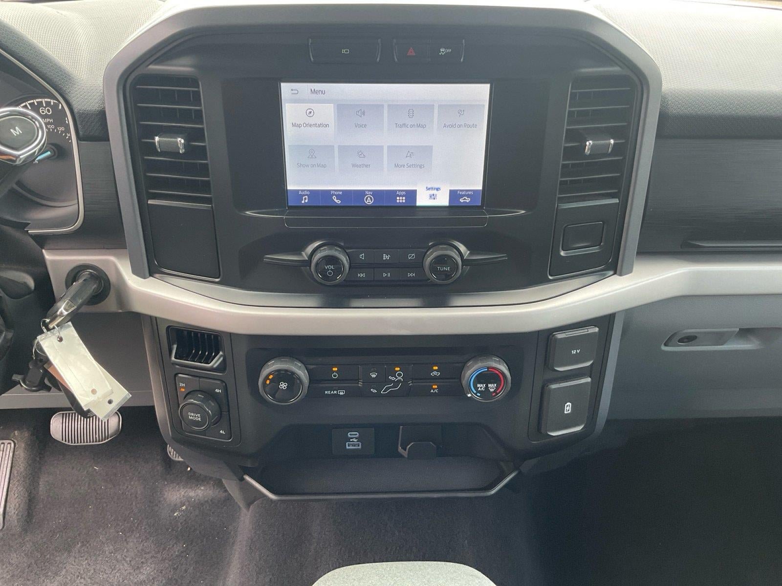 Used 2023 Ford F150 XLT AWD/4WD image 11