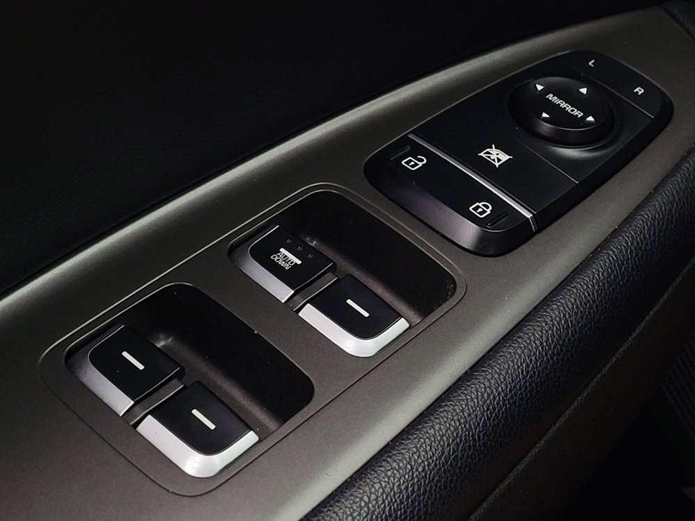 Used 2020 Kia Optima LX image 27