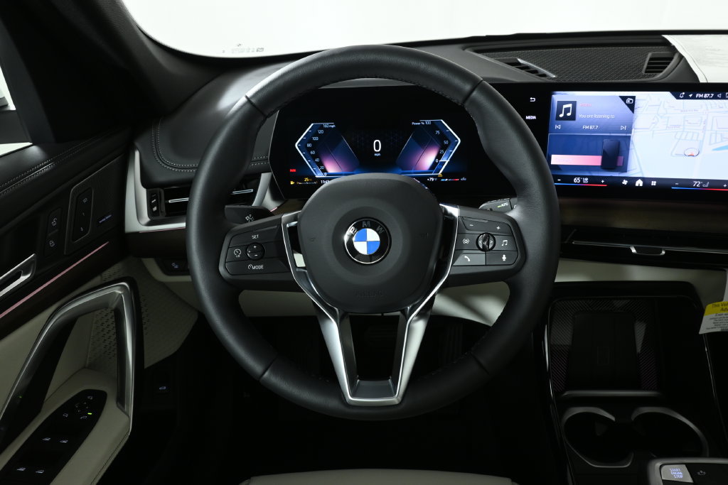 New 2027 BMW X1 xDrive28i AWD/4WD image 18