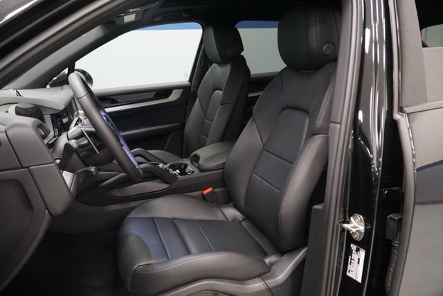 New 2026 Porsche Cayenne image 5