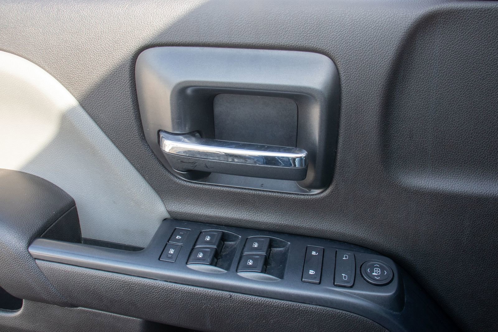 Used 2016 GMC Sierra 1500 4x4 Double Cab w/ Sierra Convenience Package image 17