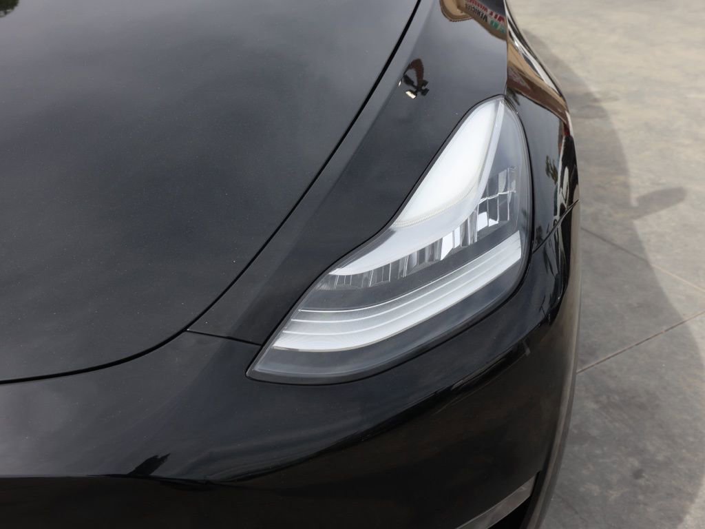 Used 2023 Tesla Model Y Long Range image 10