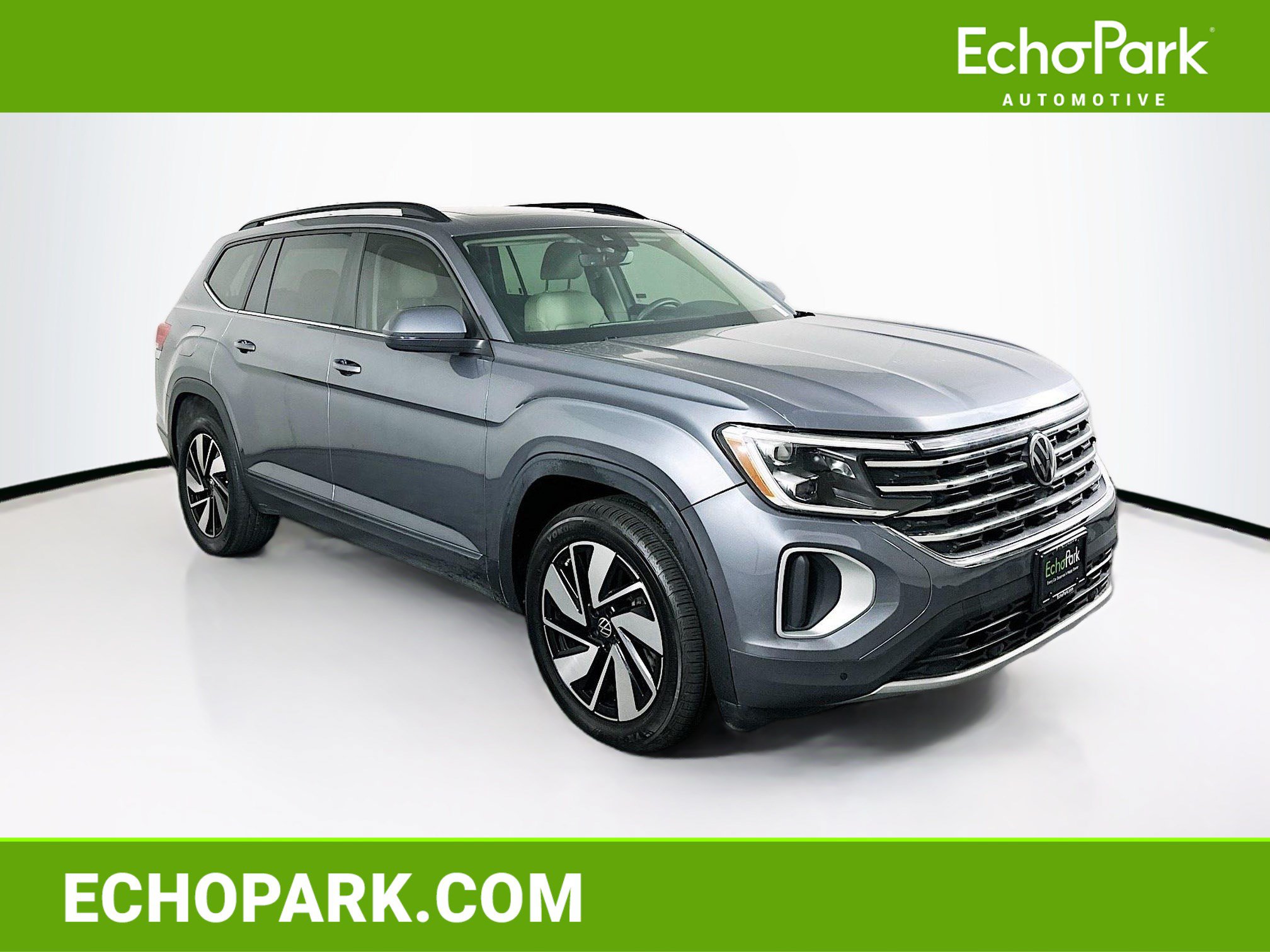 Used 2024 Volkswagen Atlas SE w/ Panoramic Sunroof Package