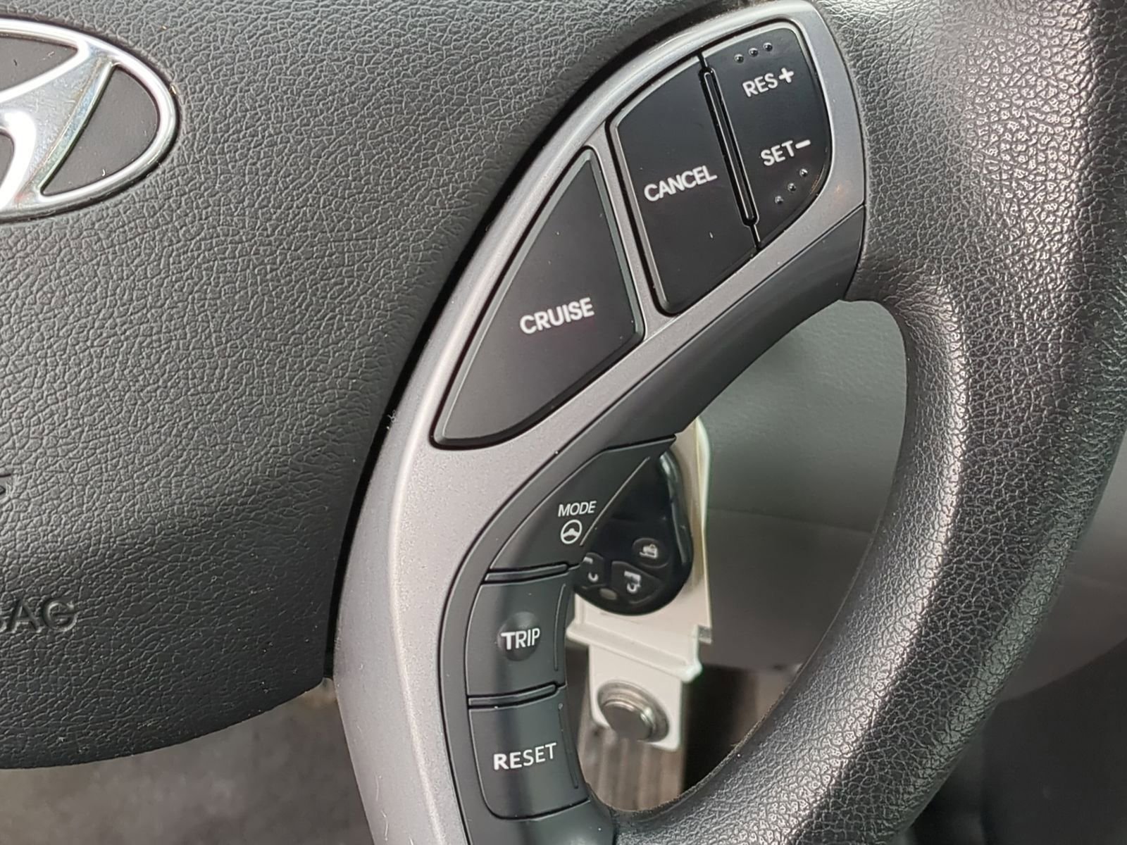 Used 2015 Hyundai Elantra SE w/ Option Group 02 image 35