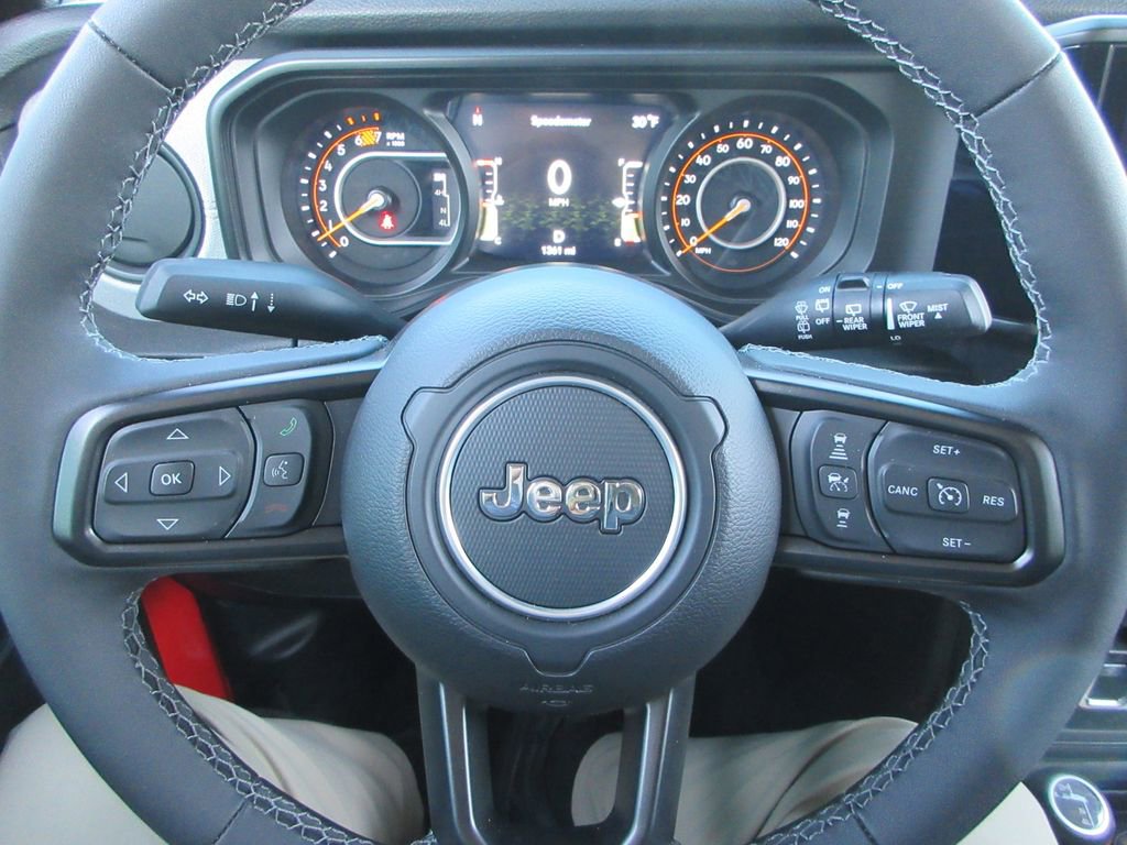 Used 2025 Jeep Wrangler Sport S image 26