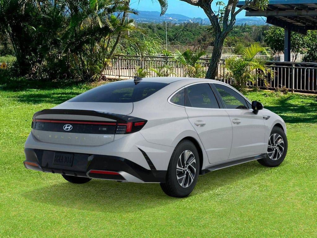 New 2026 Hyundai Sonata Blue FWD image 4