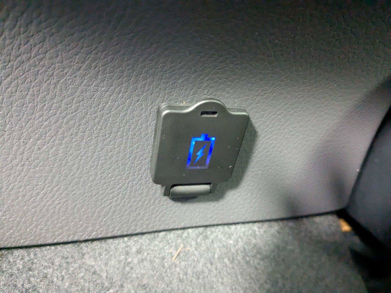 Certified 2024 Toyota Camry LE FWD image 34