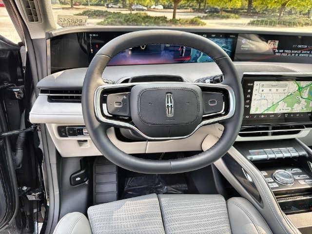 New 2026 Lincoln Nautilus Reserve AWD/4WD image 14