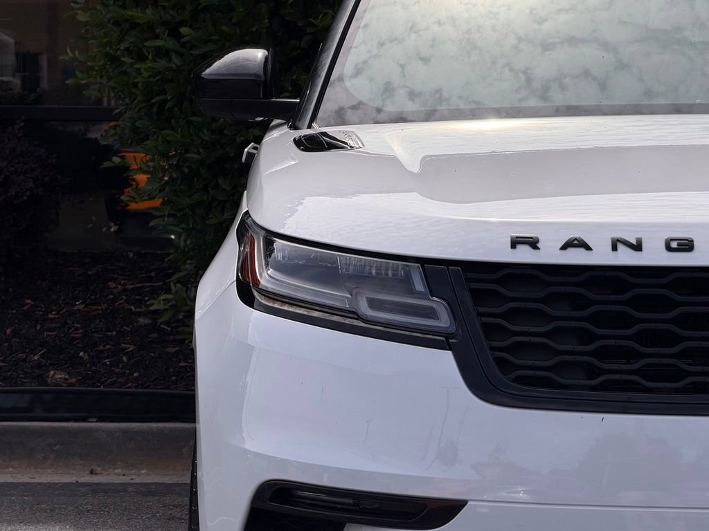 Used 2022 Land Rover Range Rover Velar R-Dynamic S AWD/4WD image 4