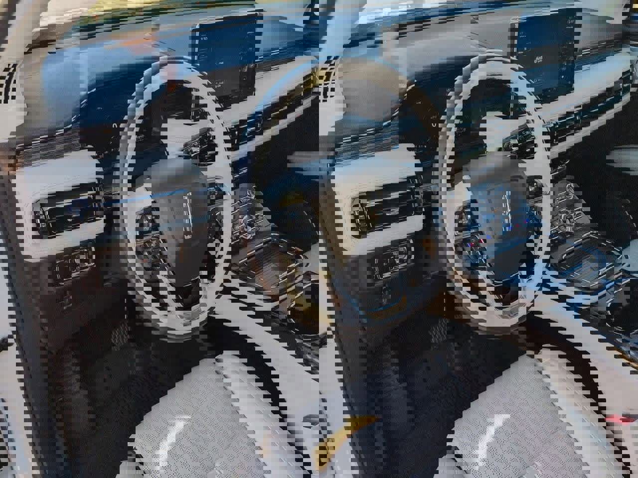 Used 2023 Lincoln Nautilus Black Label w/ Cargo Utility Package image 2