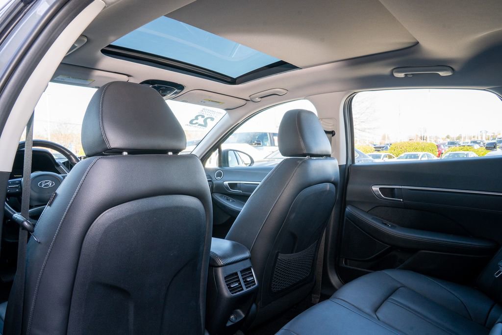 Used 2023 Hyundai Sonata Limited image 9