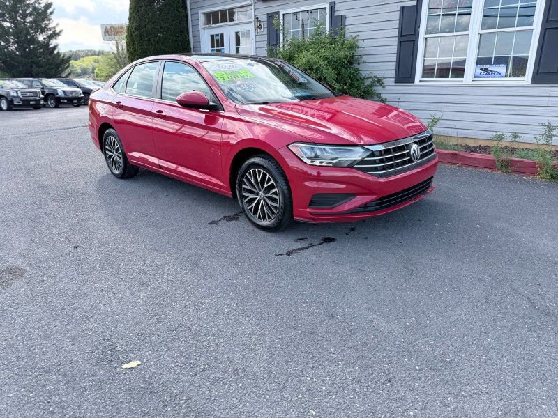 Used 2020 Volkswagen Jetta SE w/ SE Cold Weather Package FWD image 3