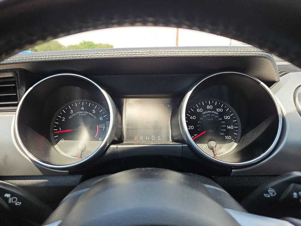 Used 2020 Ford Mustang Premium RWD image 23