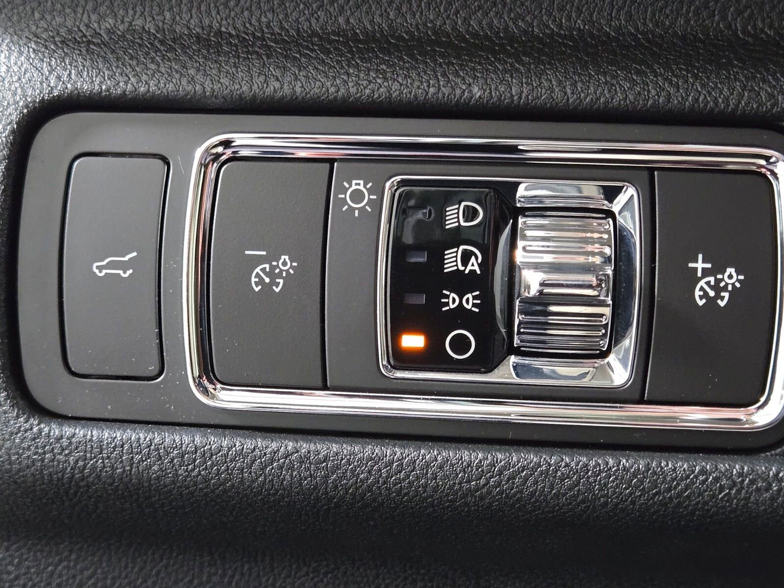 New 2026 Lincoln Corsair Premiere image 22