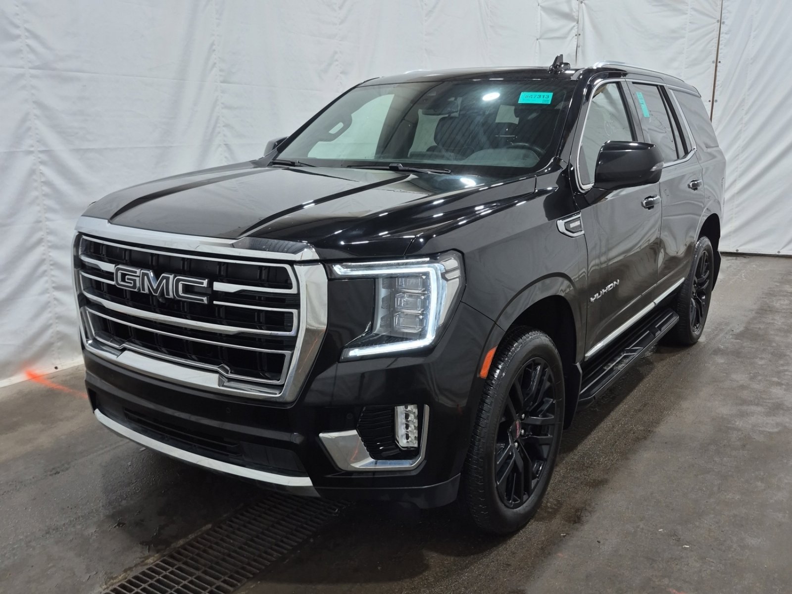 Used 2023 GMC Yukon SLT w/ SLT Premium Package