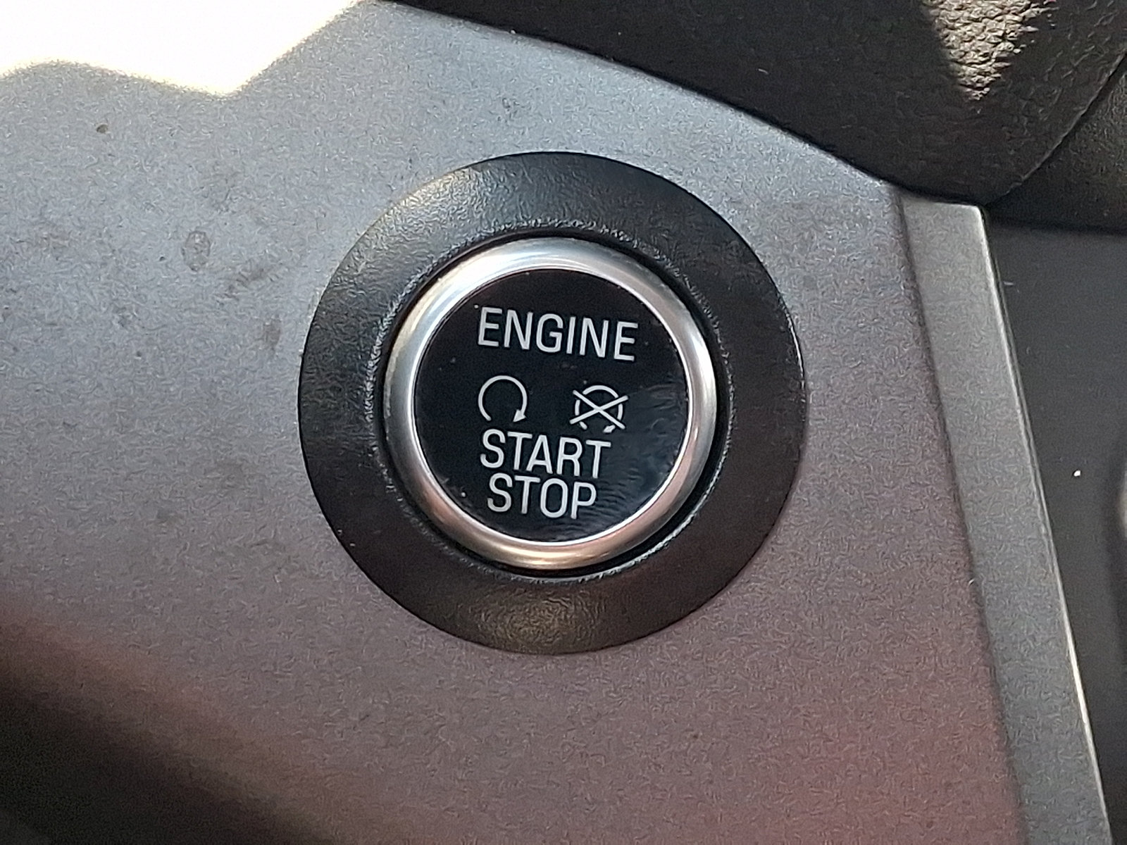 Used 2019 Ford Escape SE AWD/4WD image 23