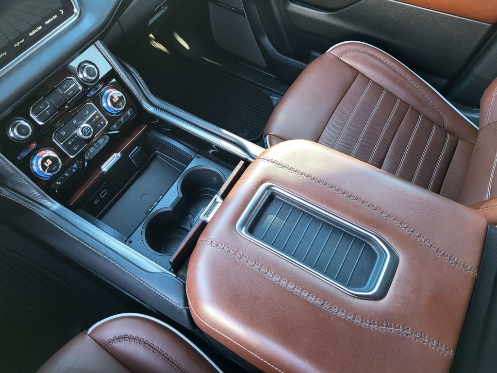 Used 2023 GMC Yukon XL Denali Ultimate image 16