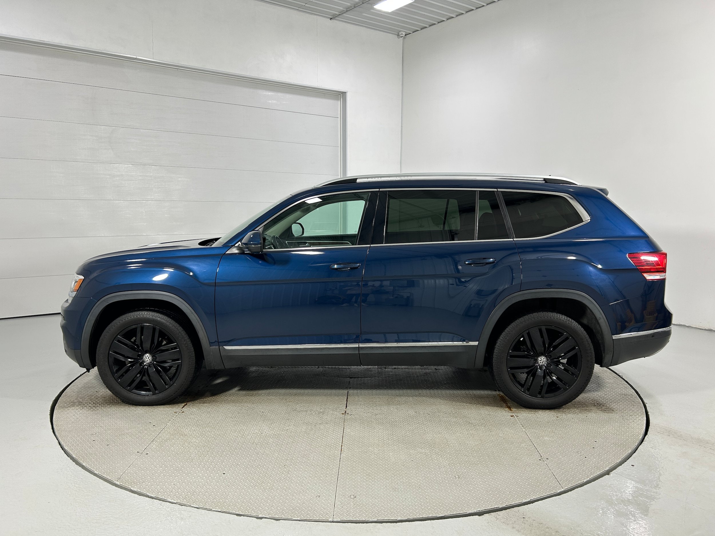 Used 2019 Volkswagen Atlas SEL Premium AWD/4WD image 21