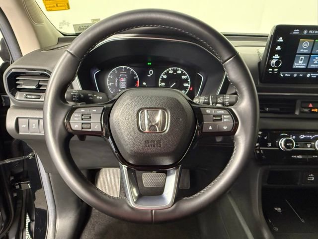 Used 2024 Honda Pilot EX-L image 17
