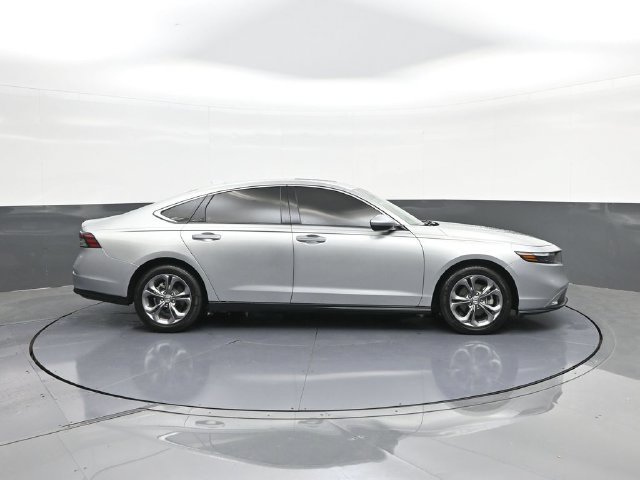 Used 2024 Honda Accord EX image 22