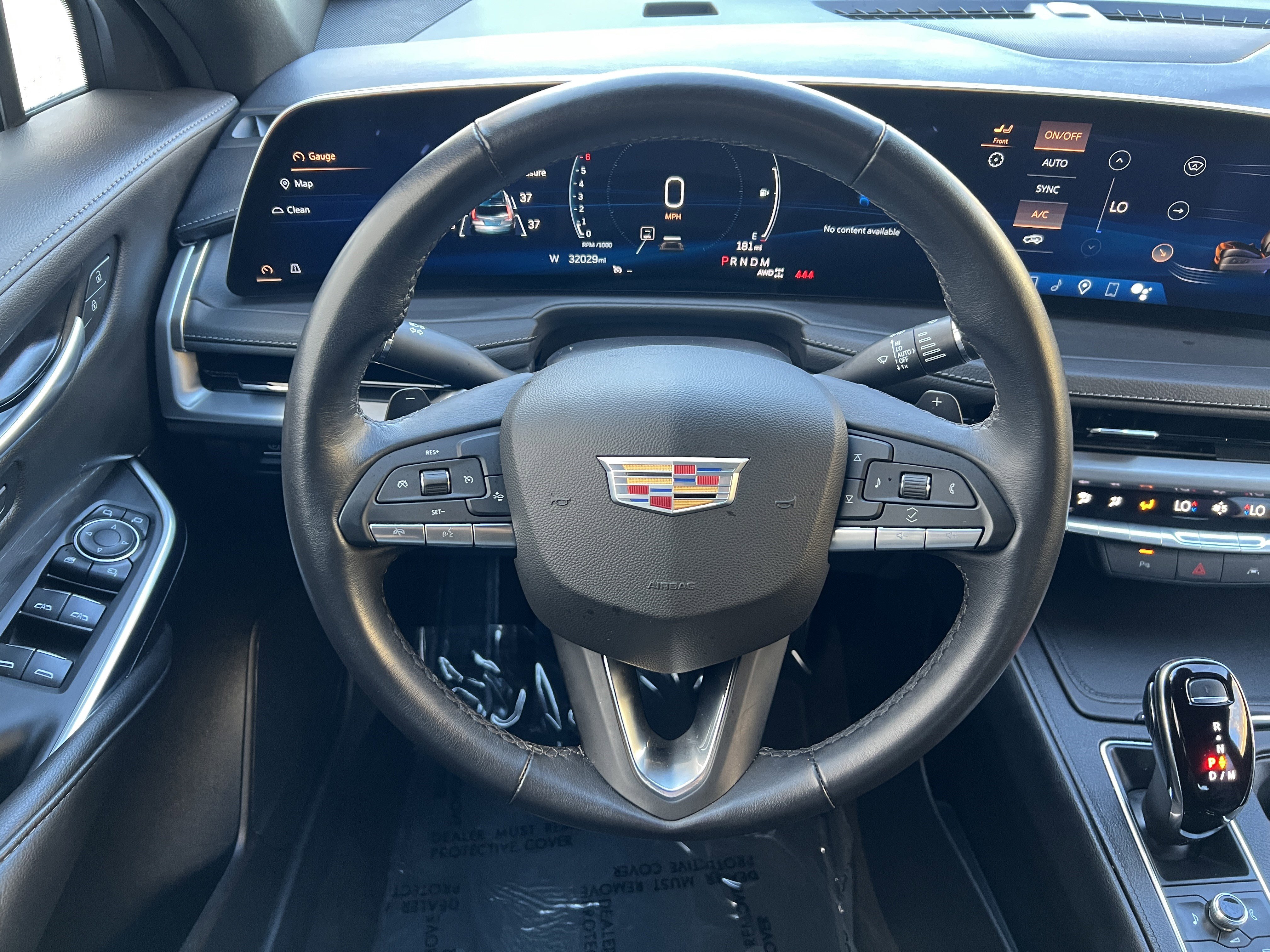 Used 2025 Cadillac XT4 Premium Luxury AWD/4WD image 26