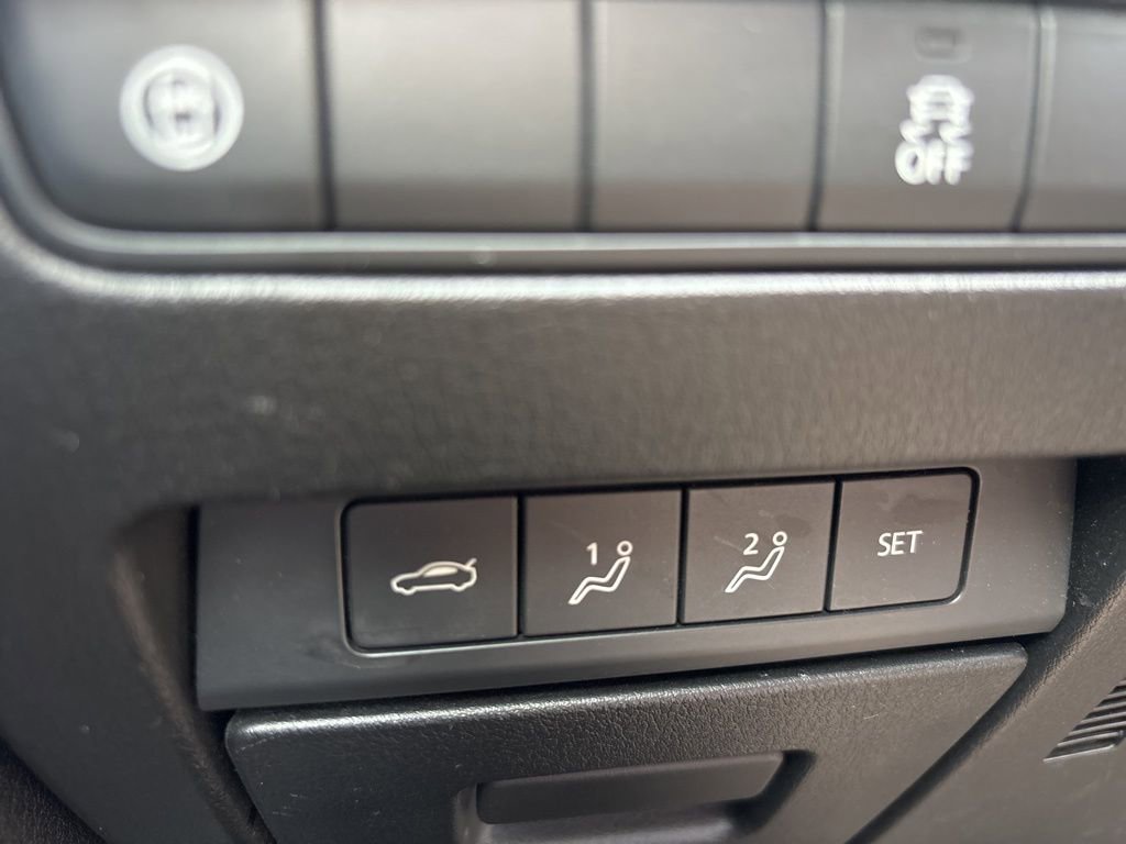 Used 2019 MAZDA MAZDA3 Sedan w/ Premium Package image 17