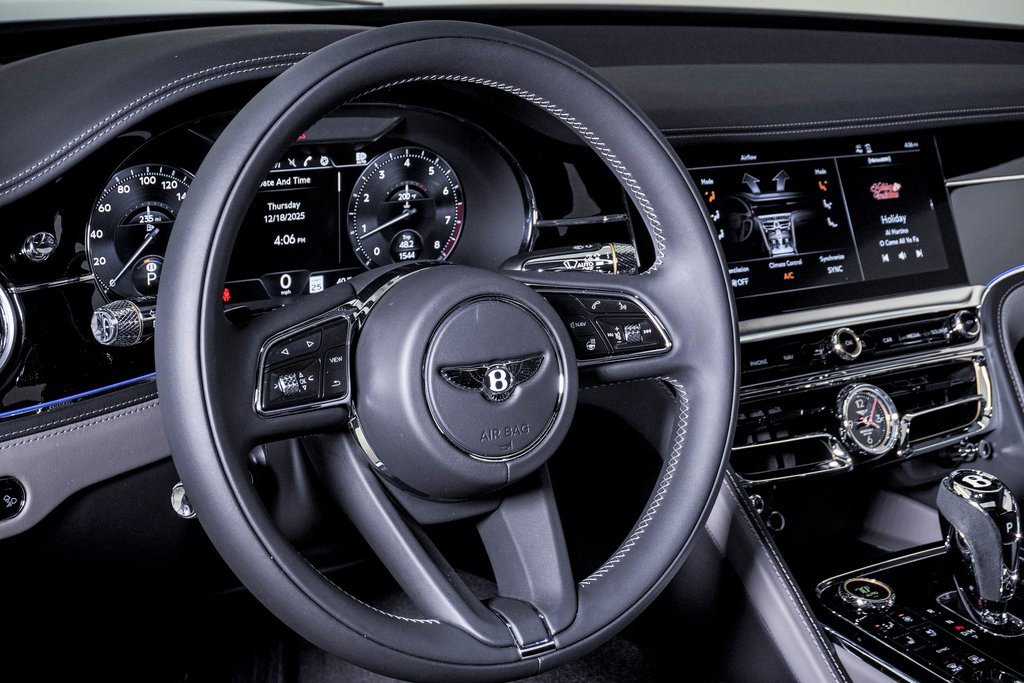 Used 2023 Bentley Flying Spur S V8 image 22