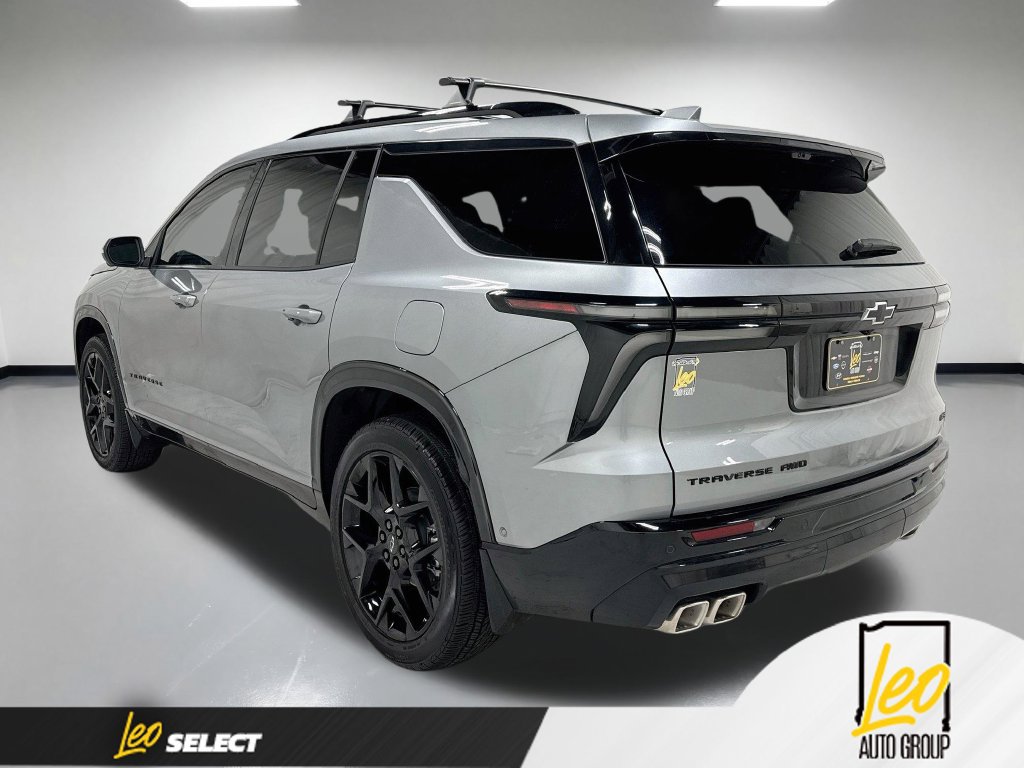 Used 2026 Chevrolet Traverse RS AWD/4WD image 10