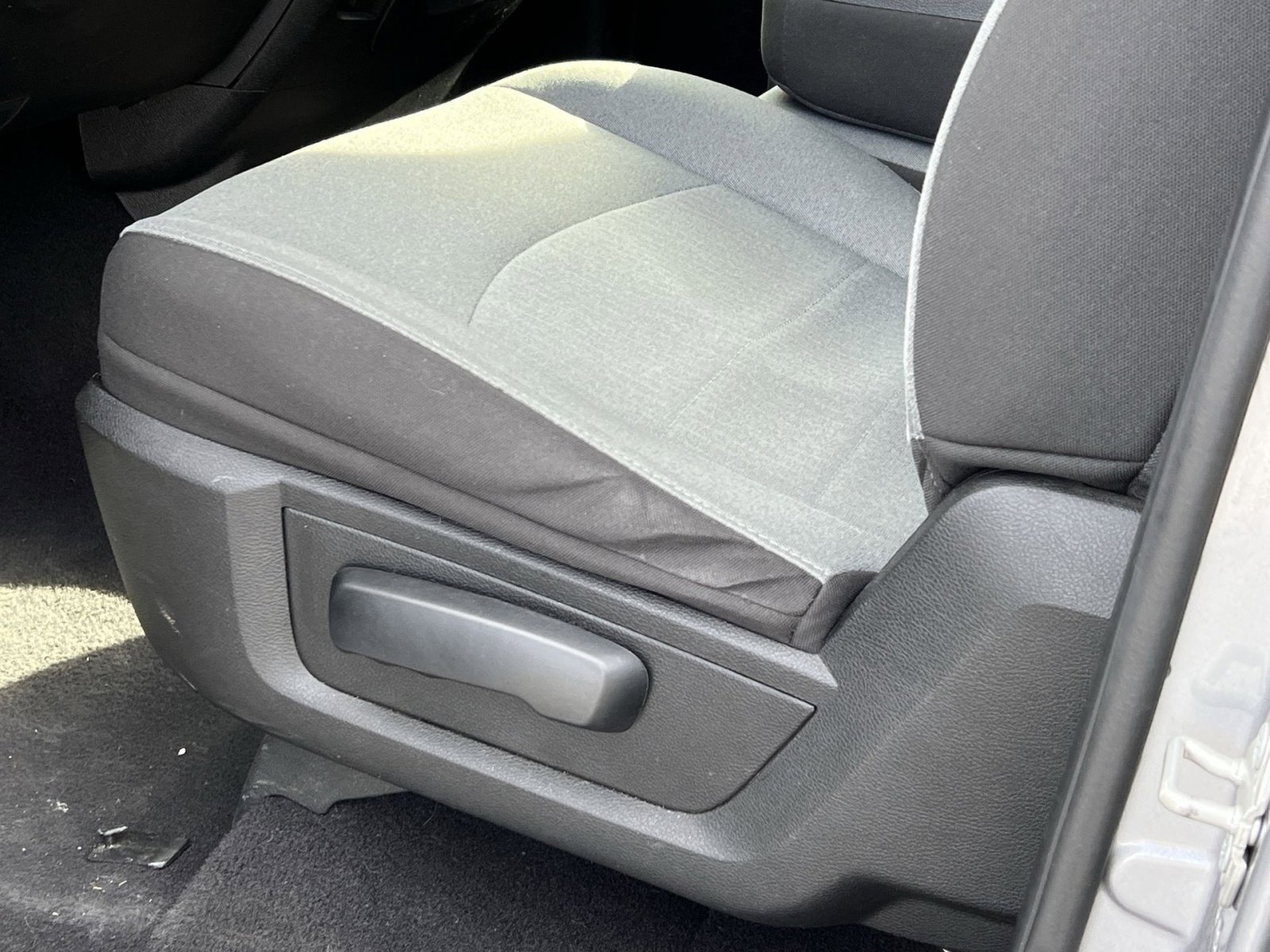 Used 2024 RAM 1500 Classic SLT image 12