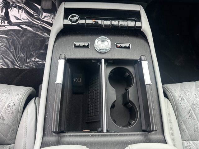 New 2026 Lincoln Navigator Black Label AWD/4WD image 16