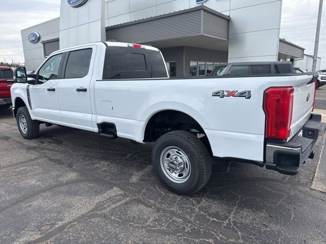 New 2026 Ford F350 XL w/ XL Chrome Package image 3