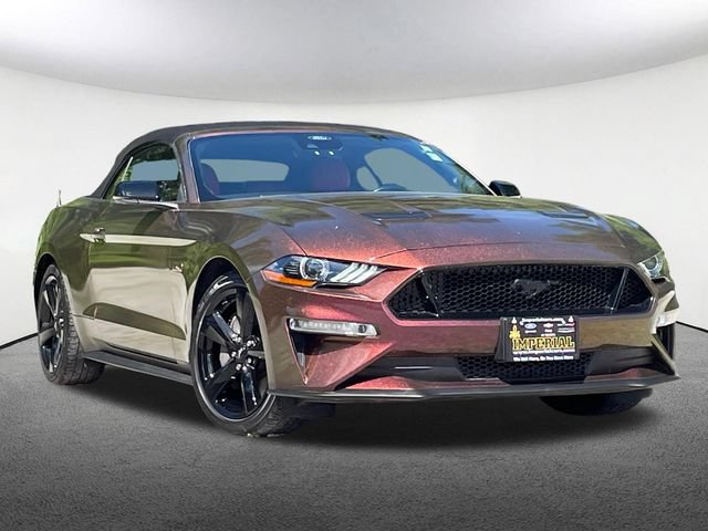 Used 2022 Ford Mustang GT Premium w/ Equipment Group 401A RWD image 2