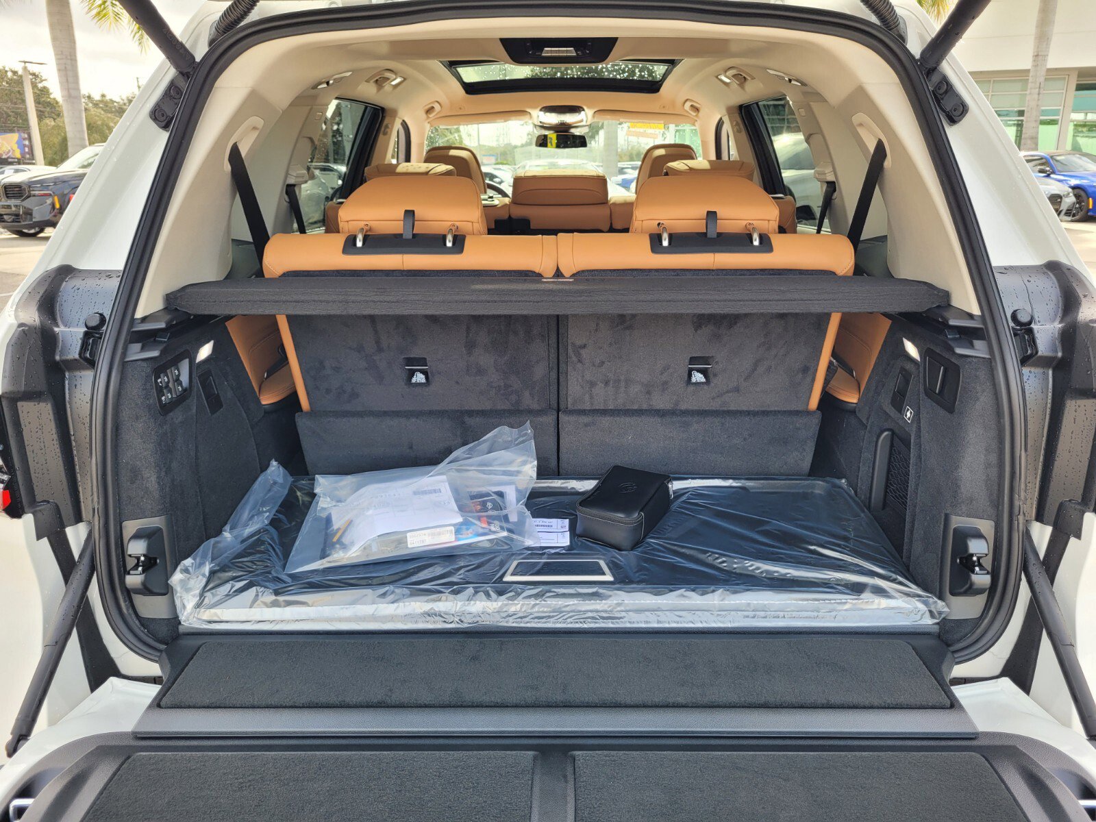 New 2026 BMW X7 xDrive40i w/ Premium Package image 15