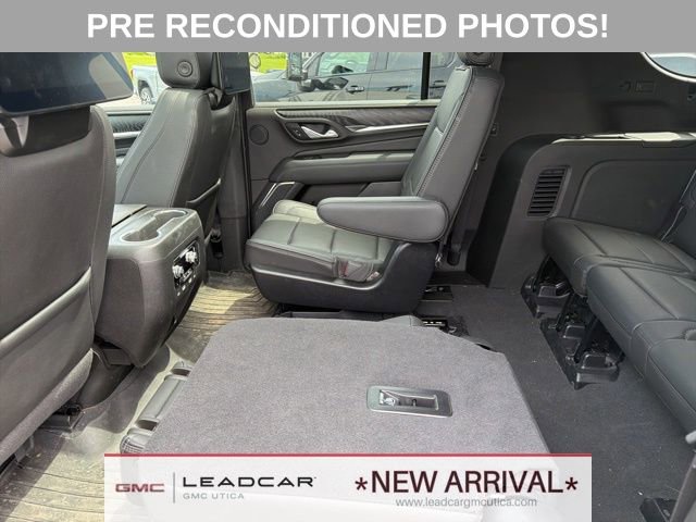 Used 2024 GMC Yukon XL Denali w/ Denali Reserve Package AWD/4WD image 27