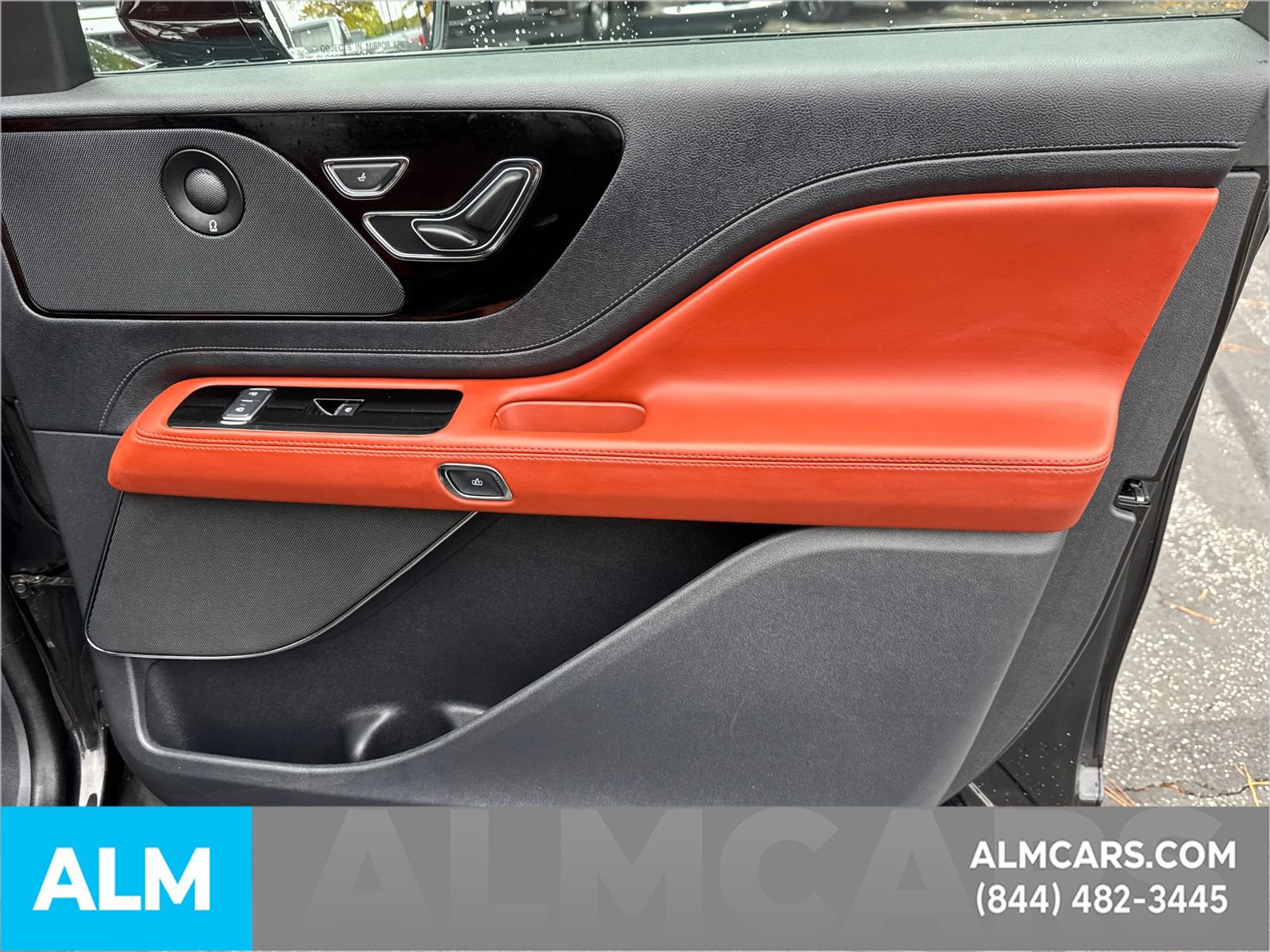 Used 2025 Lincoln Aviator Reserve image 16