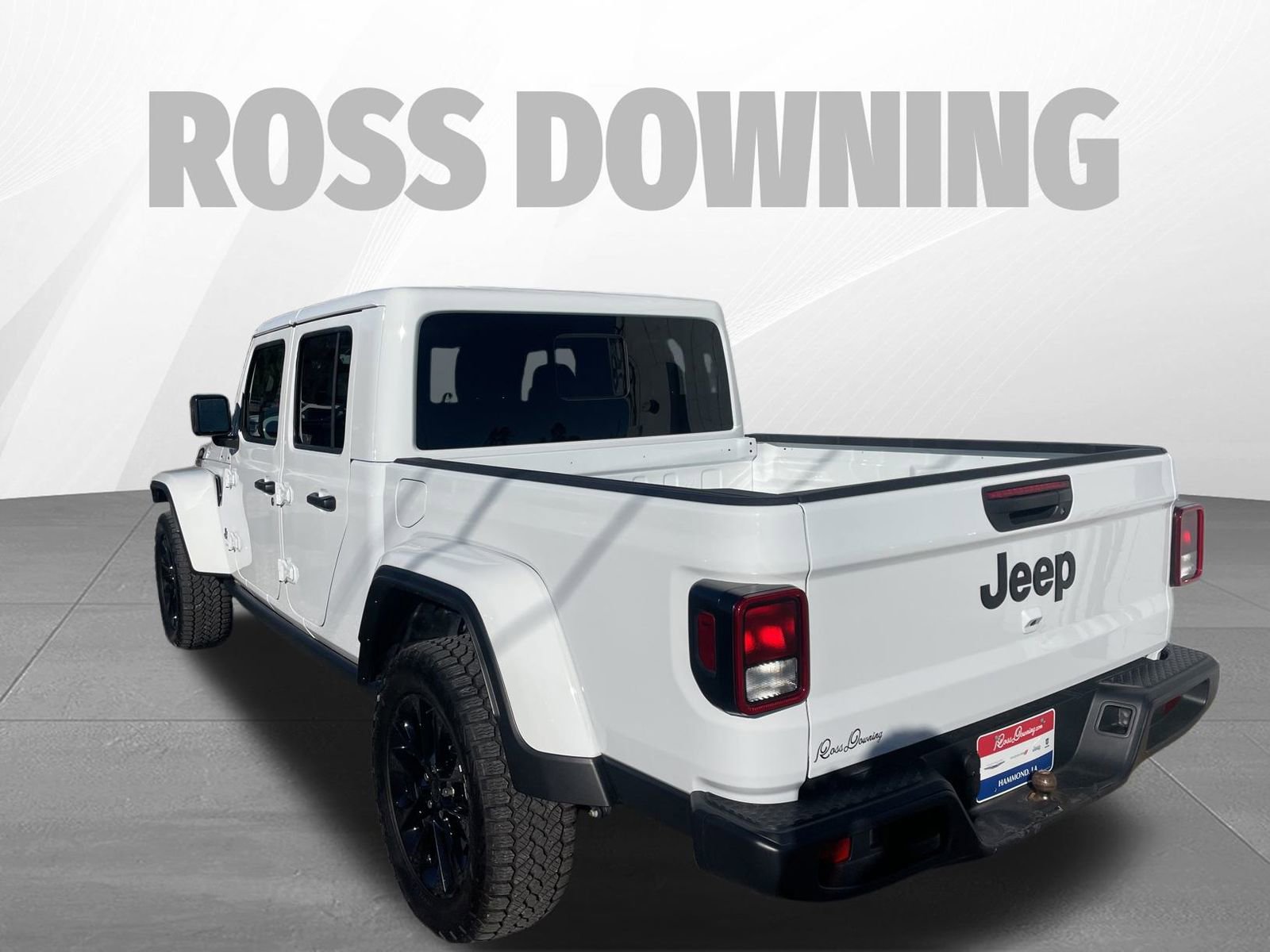 Used 2025 Jeep Gladiator Sport image 6