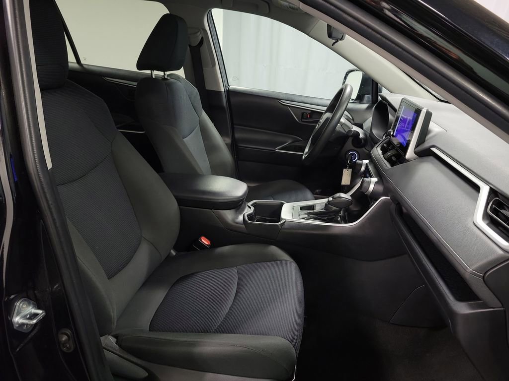 Used 2024 Toyota RAV4 LE image 25