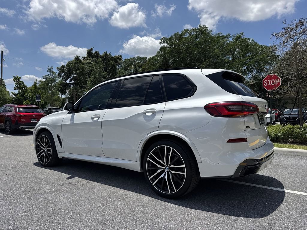 Used 2019 BMW X5 xDrive50i w/ M Sport Package AWD/4WD image 26