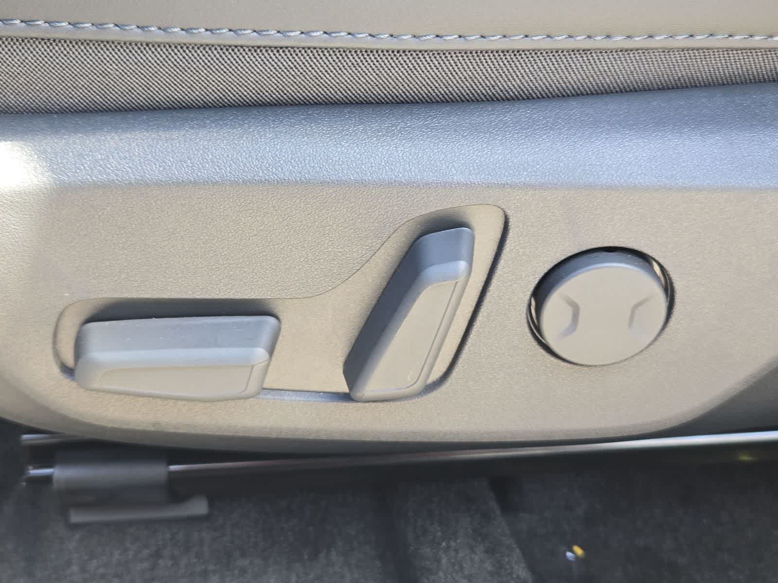 New 2026 Kia Niro Wind FWD image 18