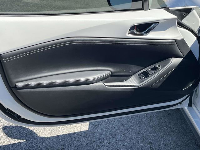 Used 2022 MAZDA MX-5 Miata Grand Touring RWD image 14