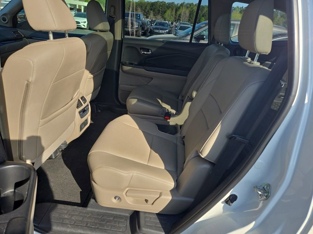 Used 2019 Honda Pilot Elite image 6