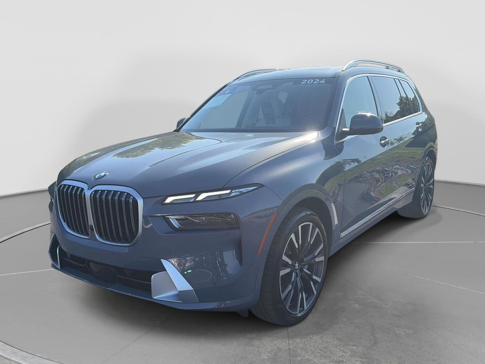 Certified 2024 BMW X7 xDrive40i w/ Executive Package