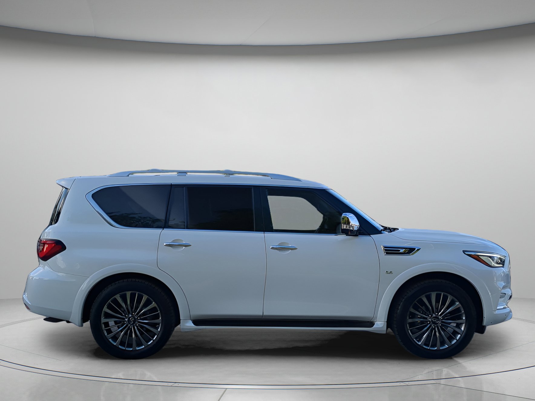 Used 2019 INFINITI QX80 Luxe w/ Proactive Package AWD/4WD image 39