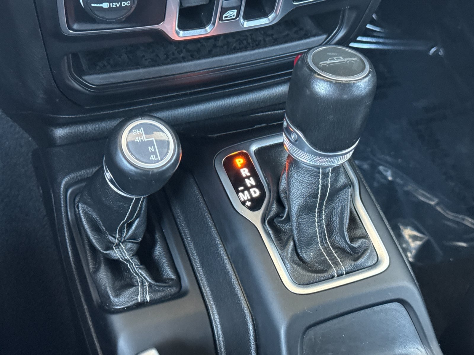 Used 2021 Jeep Gladiator Overland AWD/4WD image 24