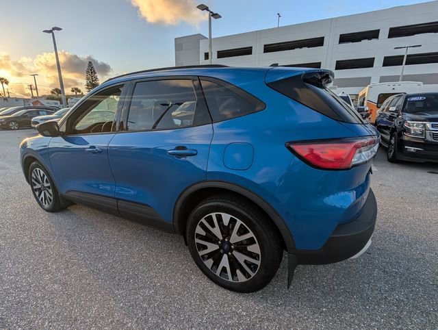 Used 2020 Ford Escape SE Sport image 9