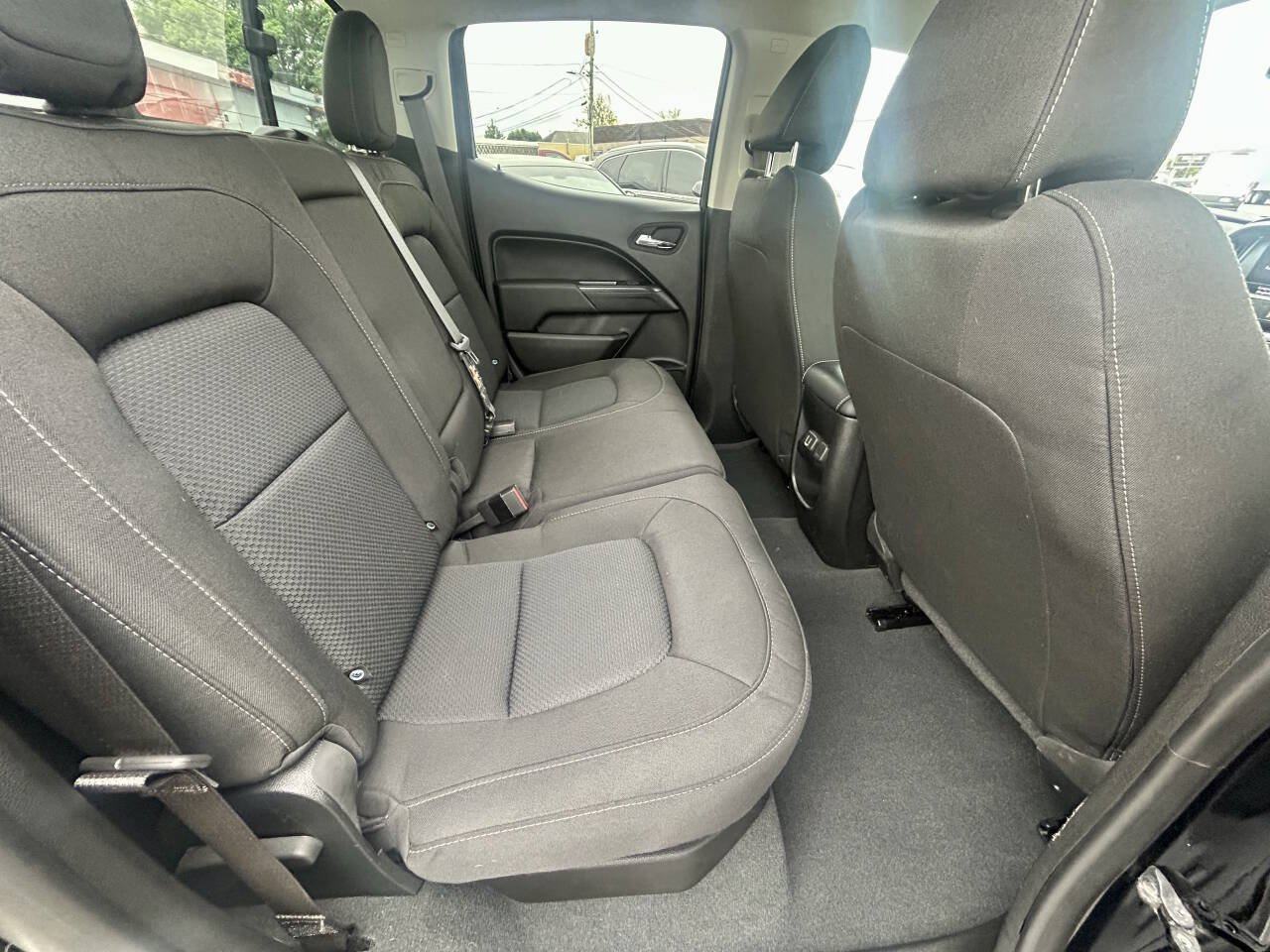 Used 2022 Chevrolet Colorado LT w/ LT Convenience Package AWD/4WD image 14