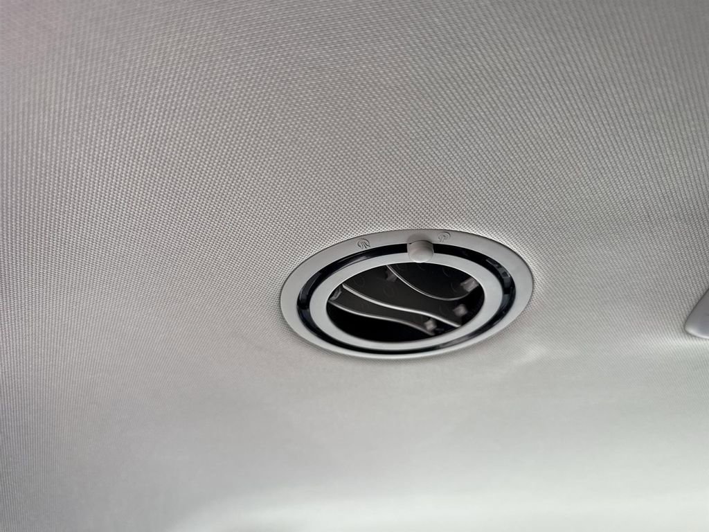 Used 2023 Kia Telluride S image 20